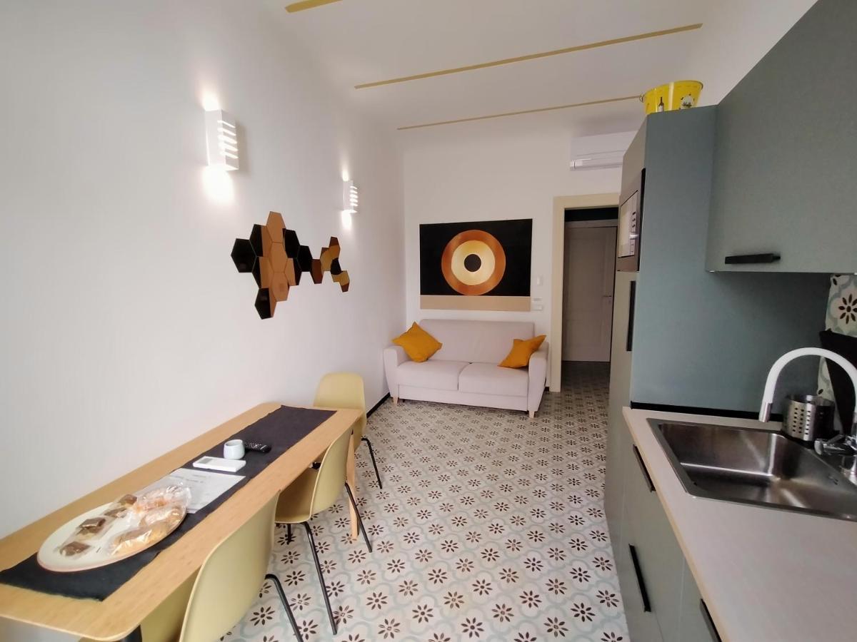 Sonnino Suite Jacuzzi Apartment 바리 외부 사진